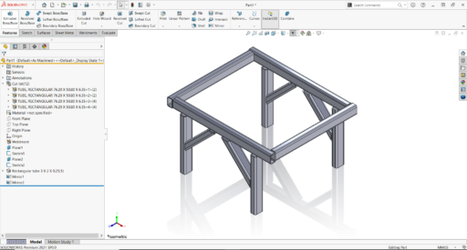 Ecuaciones en propiedades de archivo y propiedades de lista de cortes.