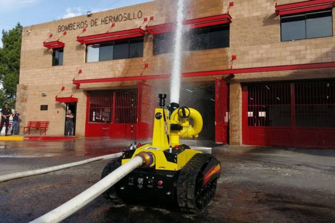 Ingenierías que salva vidas: fue donado en Sonora “robot bombero”: Se llama SIRI y es el primero en Latinoamérica en un cuerpo de bomberos