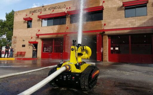 Ingenierías que salva vidas: fue donado en Sonora “robot bombero”: Se llama SIRI y es el primero en Latinoamérica en un cuerpo de bomberos